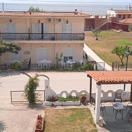 Aparthotel Lemonis House Nea Skioni Zewnętrze zdjęcie